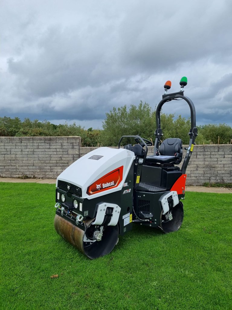 Bobcat ATR 12 articulated tandem roller